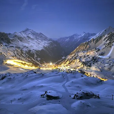 Отель Bernhof
