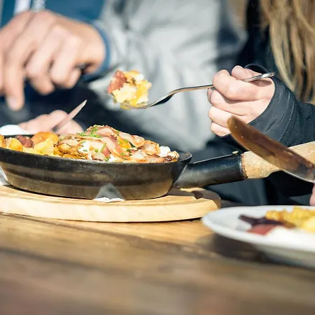 Bernhof ホテル 4*