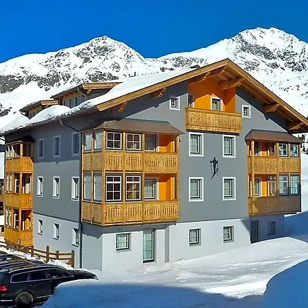 Bernhof Hotel 4*