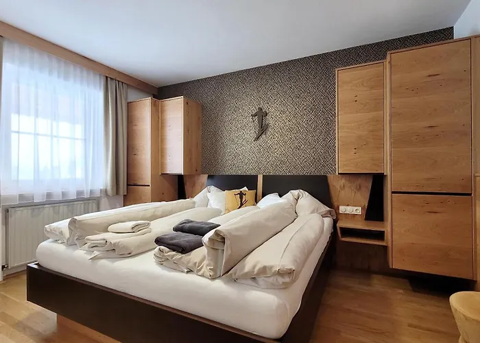 Bernhof 4* オーバータウエルン